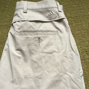Adidas ClimaCool Stretch men golf shorts. Size 34. Color khaki